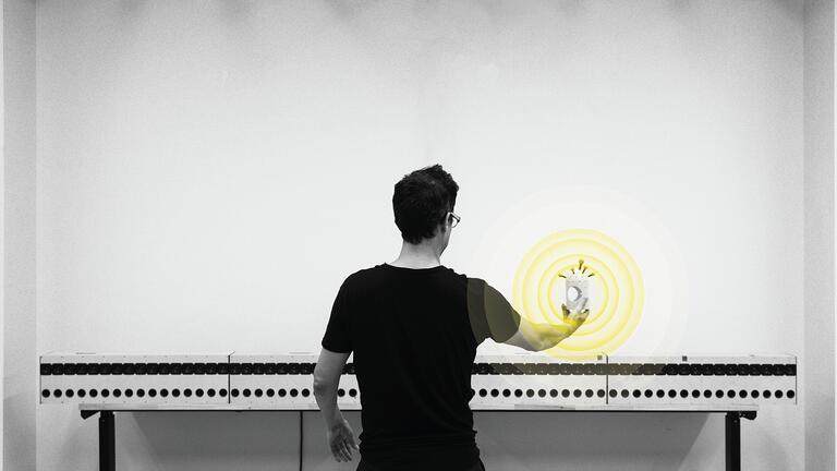 Daniel Rosenberg's image of sound hologram