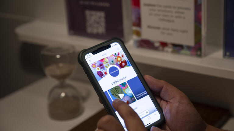 A cell phone using the Groundswell resources